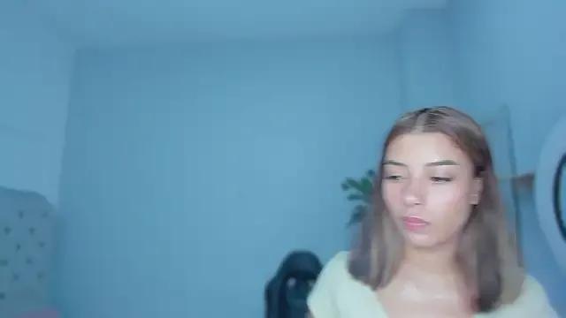 Private Alix_18_ on StripChat