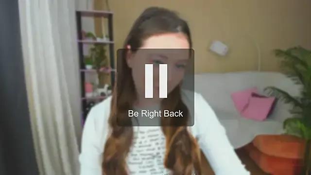 AlluringLookk on StripChat 