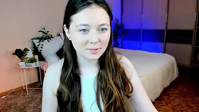AlluringLookk on StripChat 