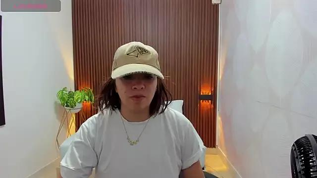 Freechat alma_fenix on StripChat