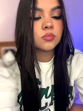 amber_white15 — Ride dildo + squirt 