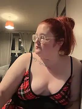 AmberBliss-X — Squeeze boobs