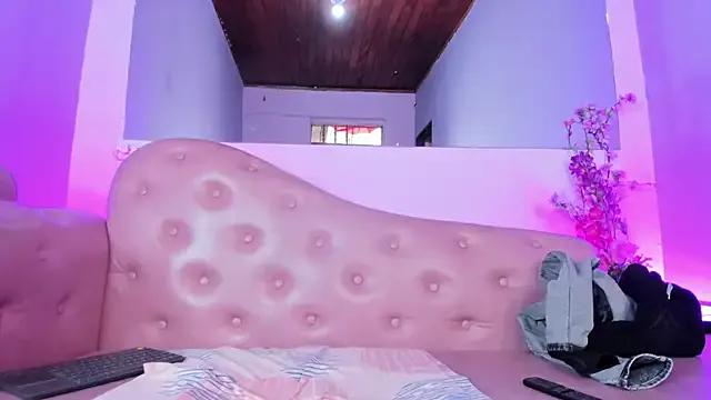 Amelia_Rivas — Freechat on StripChat