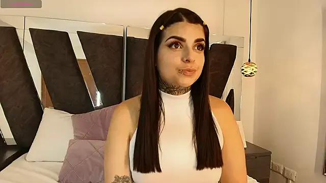 amelie__grace — show tits