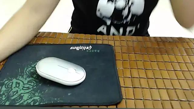Ami_8x — spanks ass x 5