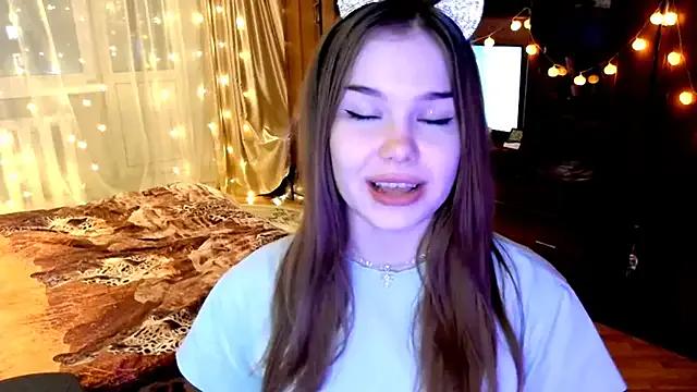 Amity_Roski — Play with my cute hair^^