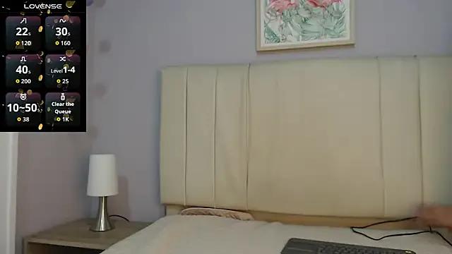 amy_le01 — show boobs