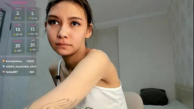 Amy_Loveme — kiss you