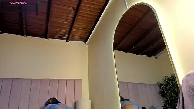 Amy_thompson01 — FUCKK DILDO