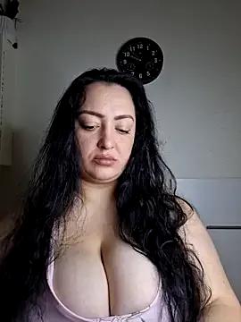 AMYRA_HOT — BANANA IN PUSSY