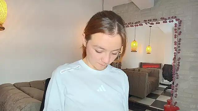 Amyssweet77 — Tease body tour
