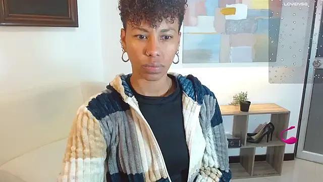 Freechat anahi_macys on StripChat