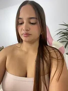 Andrea-Lu — show boobs