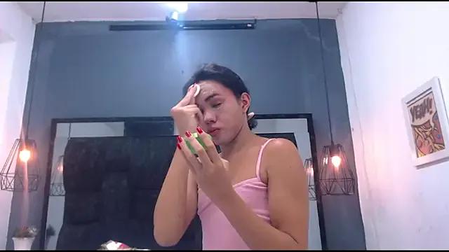 AndreaGil_ — hands-free cum show with crossed legs