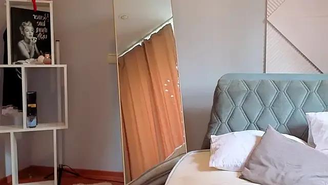 ANGEL_CURLY — Freechat on StripChat