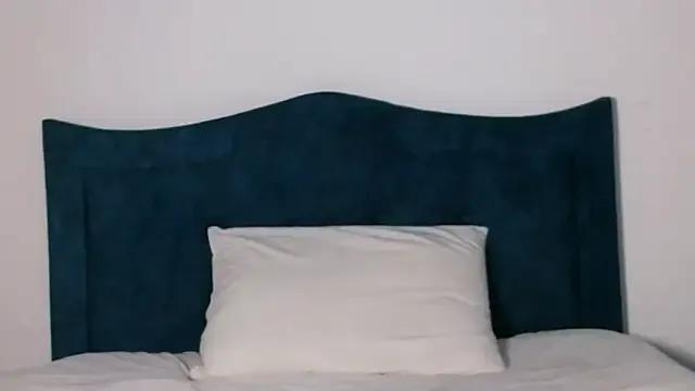 angelinhaaa — NAKED + BLOBJOB
