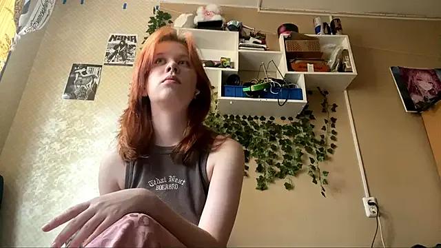 AnitaVanruiten — tease with my little top for underboobie