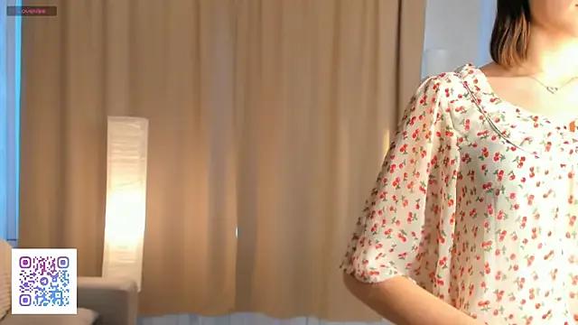 AnnaleeJennie — lick my sweet finger