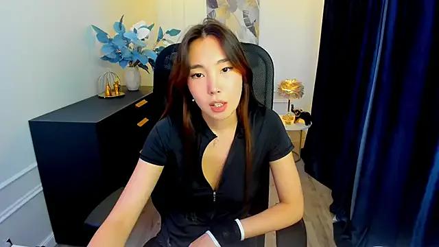 Private AnnaReyla on StripChat