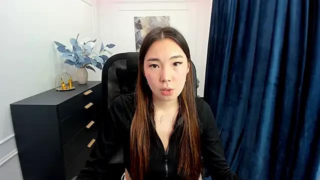 Private AnnaReyla on StripChat