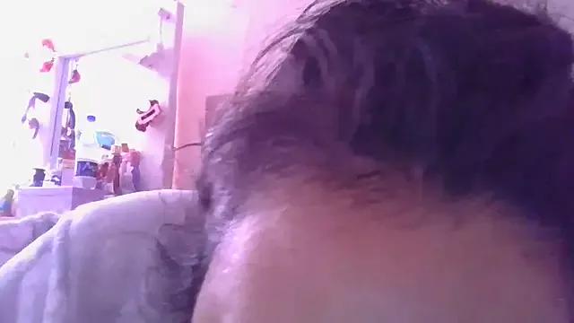 Freechat annarose19 on StripChat