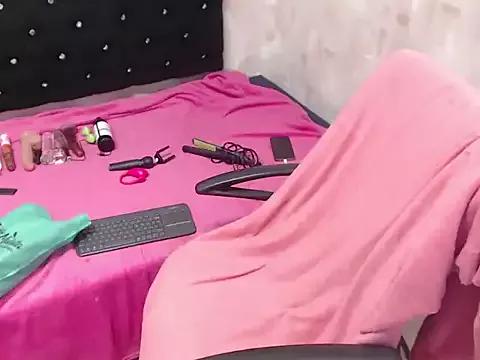 AnnieSoul on StripChat 