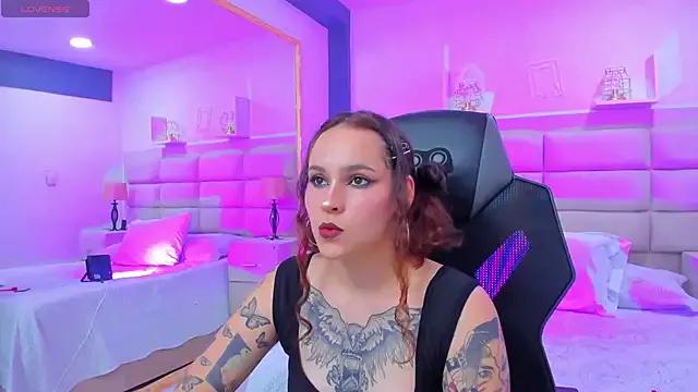 Freechat AnnyThompson_ on StripChat