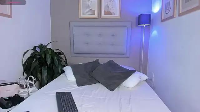 Antonella_Barone — Rub nipples with saliva