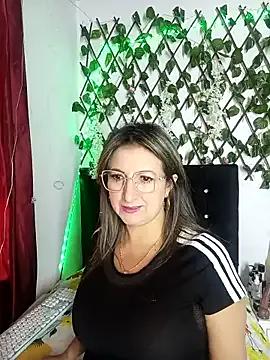Freechat any_mour on StripChat