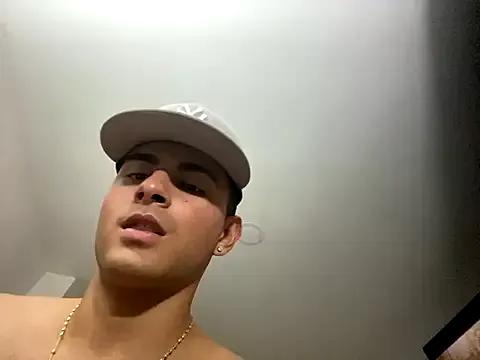 AresAndNikky — Freechat on StripChat