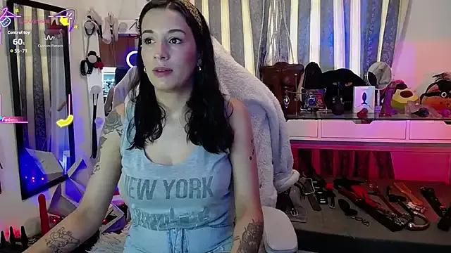 Freechat Ariadna_Carters1 on StripChat