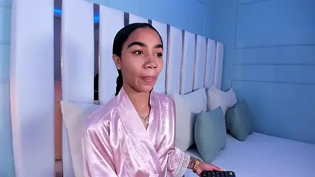 AriaHart_Oficial — Deepthroat + saliva on my tits