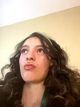 AriaHeavenss — Topless + oil + spit tits