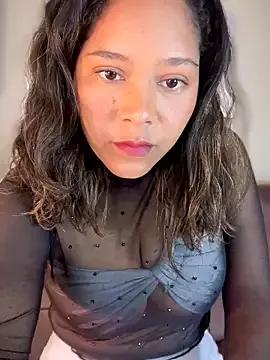 ariamonroe — UNDRESS ME HUN 