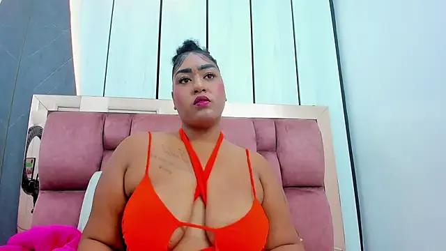 arianna_pearl on StripChat 