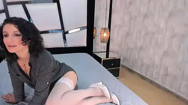 Freechat AriannaRussell_ on StripChat