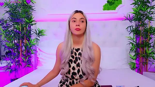 Freechat AriannaSins on StripChat