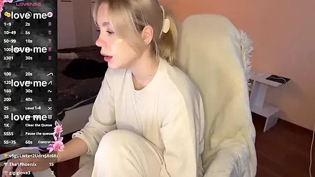 StripChat ariashaa is Freechat ariashaa — topless