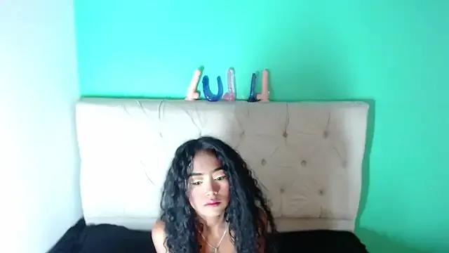 ariel_cossiocm — Zoom Anus