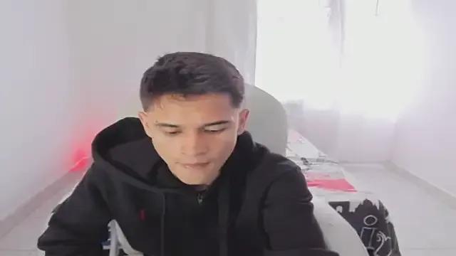 Aron_Boyy — jerk off