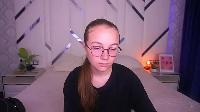 Freechat ArrinaWairr on StripChat