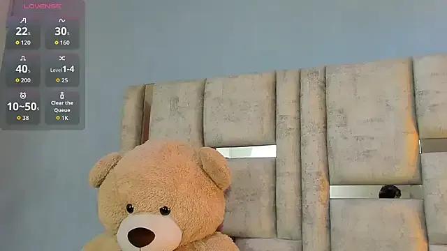 Freechat AshleyHill2 on StripChat