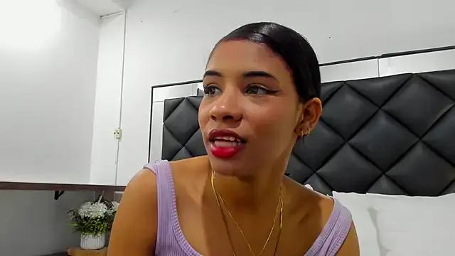 Freechat AshleyHill2 on StripChat