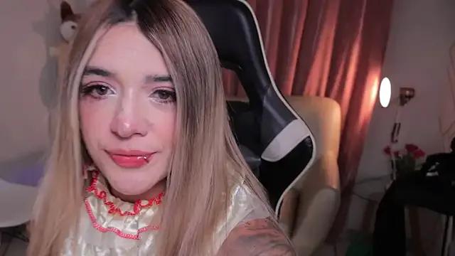Freechat ashleyvalirya on StripChat