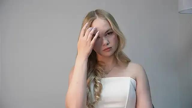 AshlieJauch — Sexy eye contact