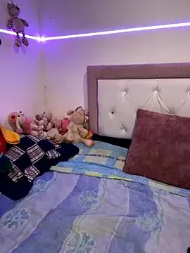 Ashly_cutee — Spit and spank my tits