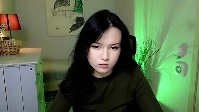 Aurora_Gilbert — lip bite