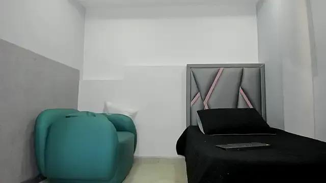Freechat aurora_tziu on StripChat