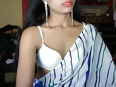 AVNEE_SHARMA — boobs oil massage 4 min