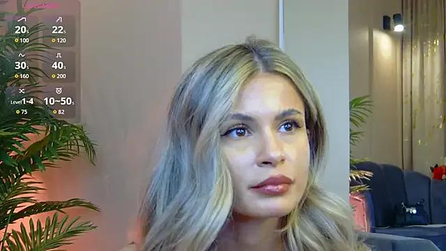 Freechat Avril_Cyrus on StripChat